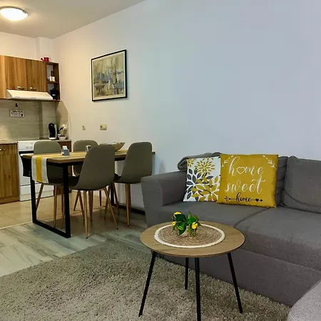 דירה Cozy Alba With Two Bedrooms! *